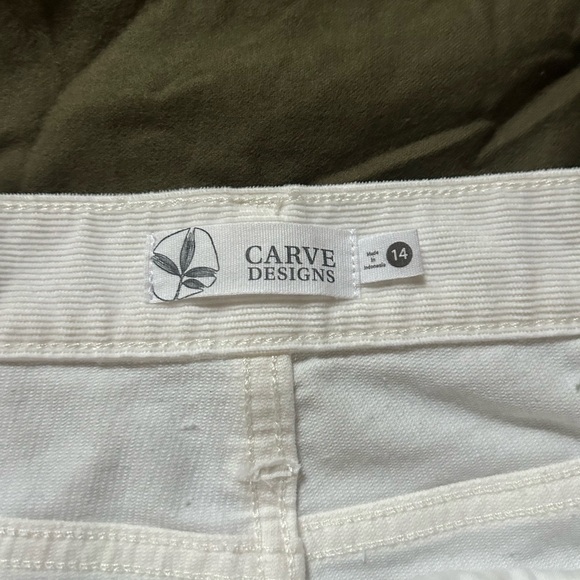 Carve Designs White Jean Shorts - Picture 2 of 3